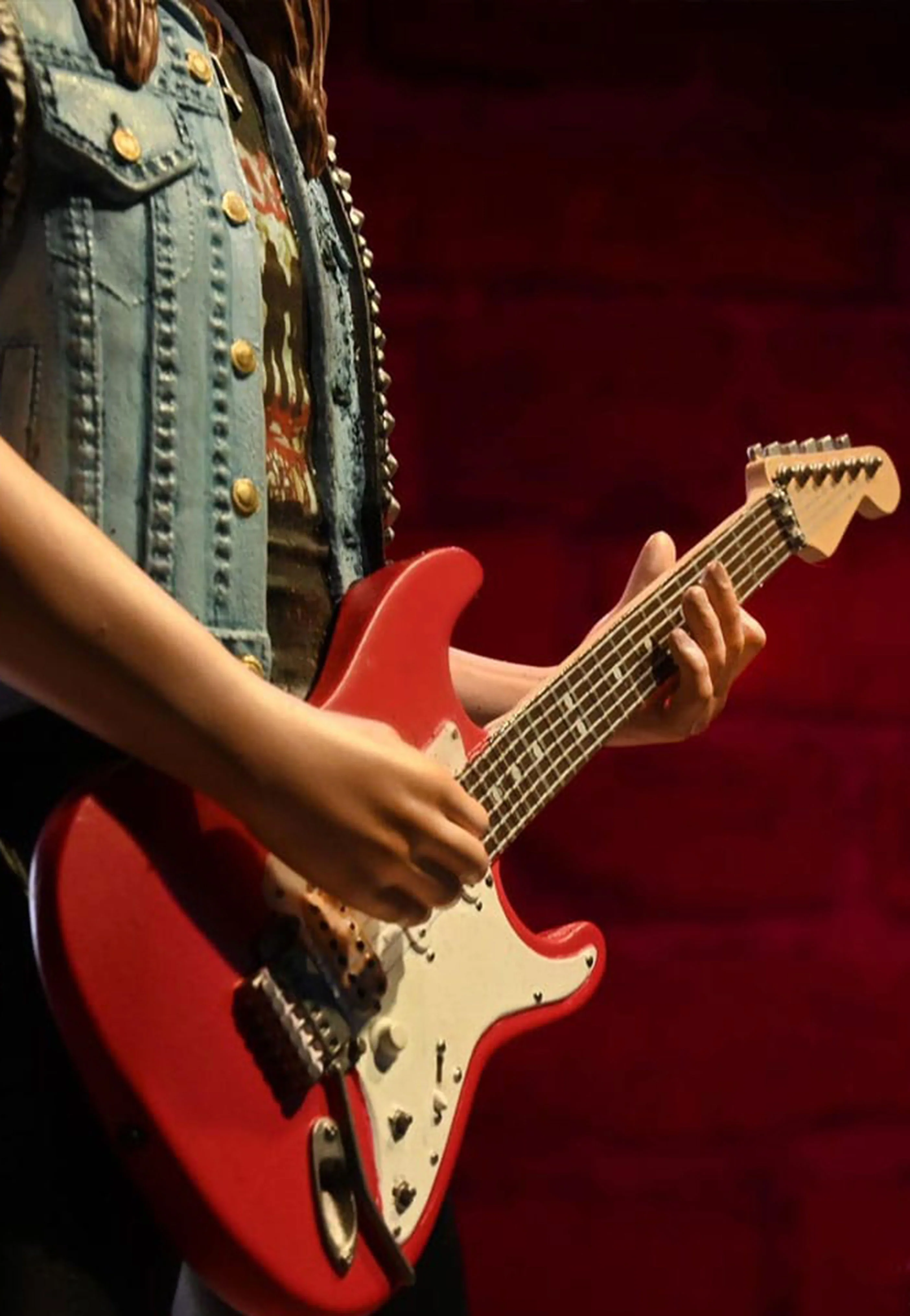 Gary Holt Rock Iconz - Statue - Image 5